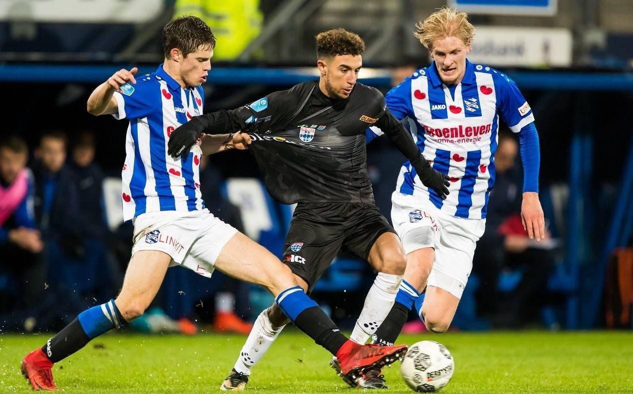 的自豪和欢 的自豪和欢