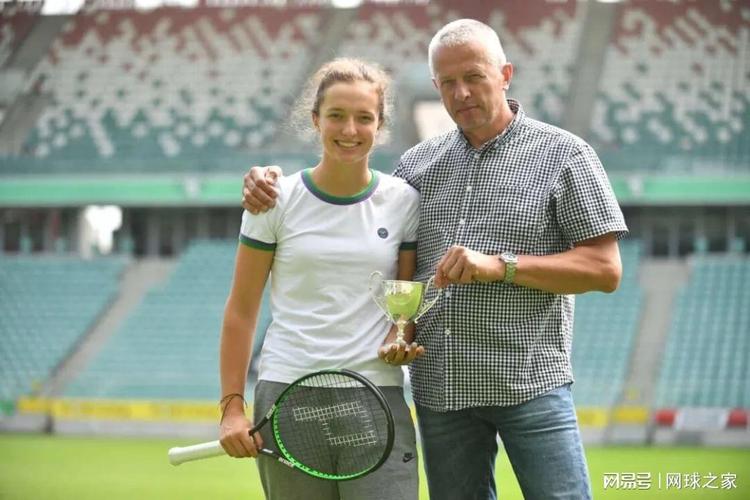 了坚实基础 了坚实基础